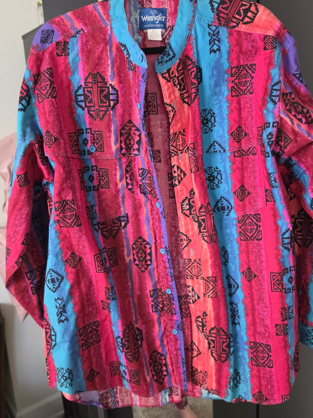 Wrangler Multicolored Aztec Western Shirt - Pink & Turquoise